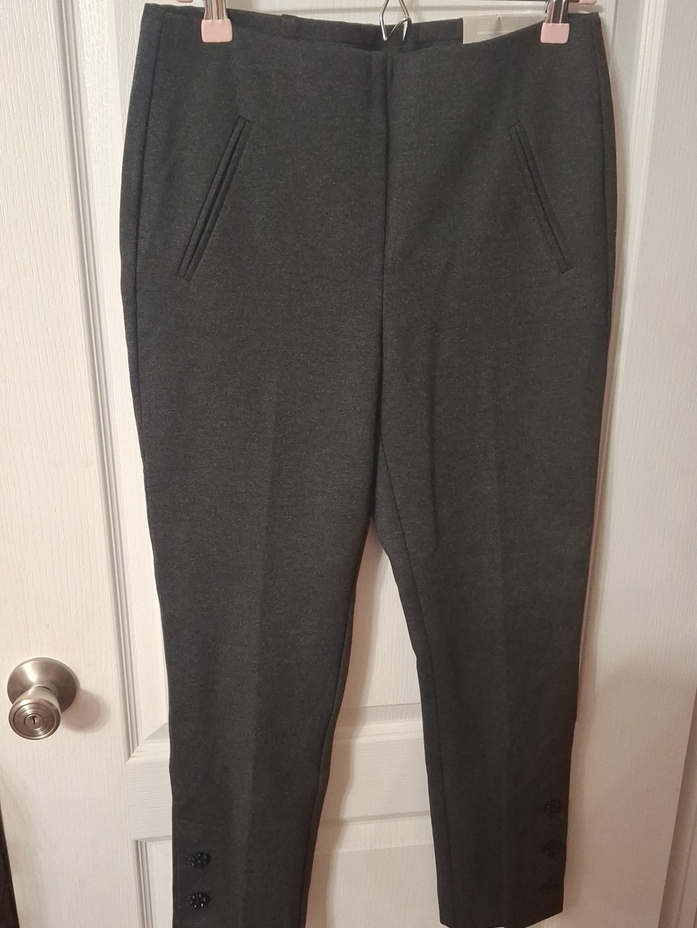 Chico's Dark Charcoal Ankle Pants  US Size 4 NWT